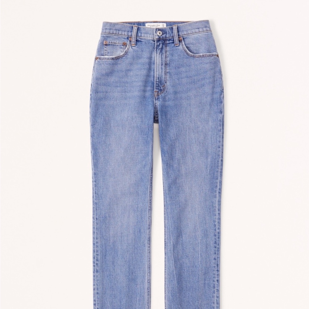 A&F Curve Love ultra high rise ankle straight jeans, NWT